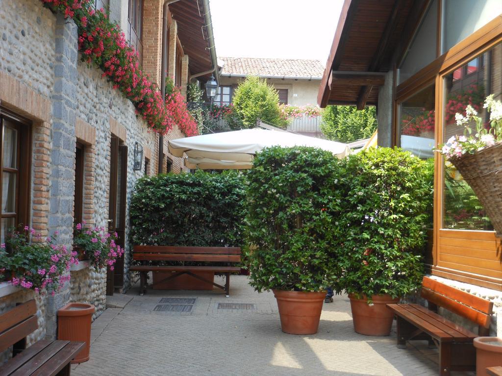 Agriturismo Cassinazza Orsenigo Exterior photo